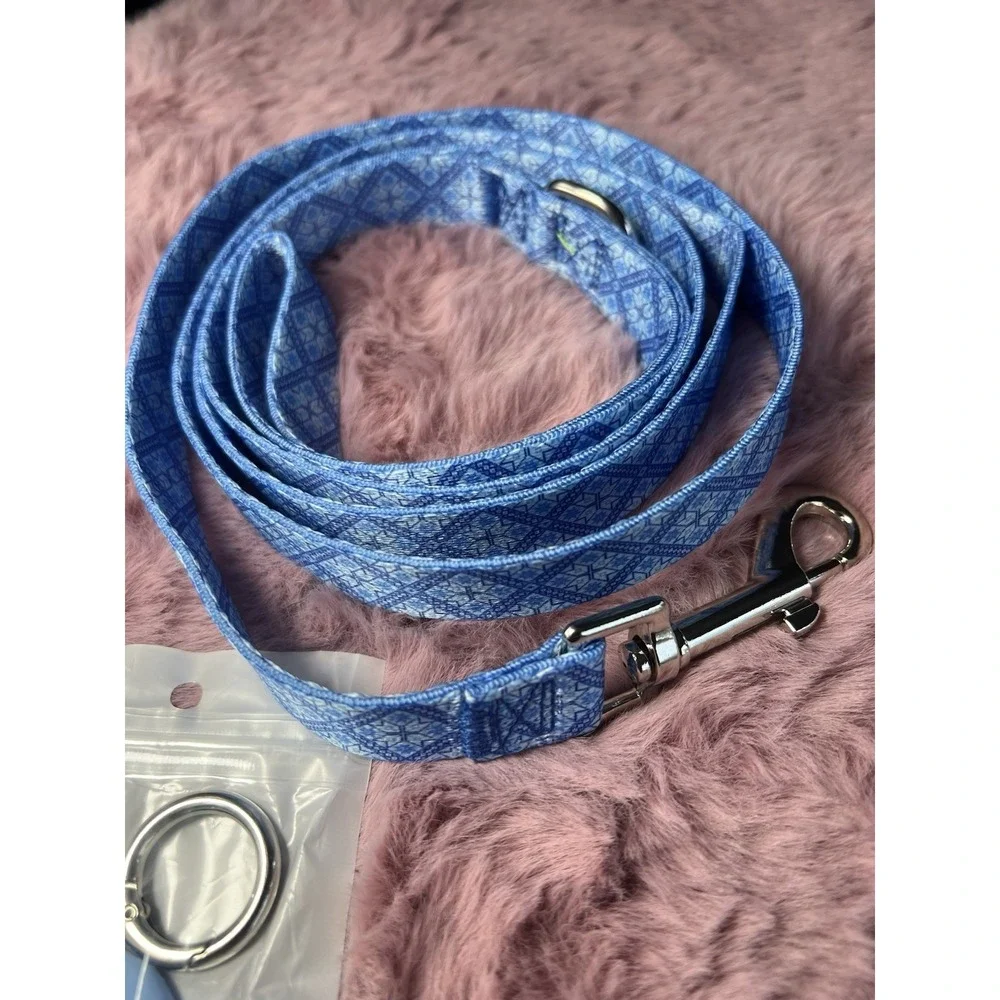 SMALL Moonpet Dog Collar with Leash & Airtag Holder‎ Case Set, Blue Lattice New
